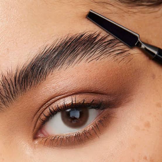 e.l.f. BrowLift  (Fijación extrema gel transparente para cejas)