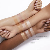 e.l.f. Halo Glow Highlight Beauty Wand
(Iluminador Champagne Campaign)